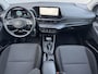 Hyundai i20 1.0 T-GDI Comfort Smart Automaat / Fabrieksgarantie tot 10-2027 / Apple Carplay & Android Auto / Dealer onderhouden / Navigatie / Stuur & Stoelverwarming / Achteruitrijcamera / Cruise / DAB /