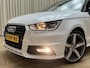 Audi A1 Sportback 1.2 TFSI Attraction S-Line / LED / 17" LMV / Cruise / Bluetooth / Two Tone Lak / 4-cilinder / Airco / Slechts 93.321km