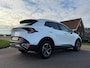 Kia Sportage 1.6 T-GDi Hybrid DynamicLine / Automaat / BTW Auto / Camera / Apple CarPlay-Android Auto / 17" Velgen / Navi. / LED