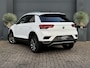 Volkswagen T-Roc 1.5 TSI Sport Pano Virtual Automaat Black style