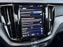Volvo XC60 T6 Plug-in hybrid AWD Ultra Dark | Harman/Kardon | stoel/stuurverwarming | 360 camera | trekhaak |