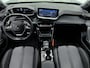Peugeot 2008 SUV GT Hybrid 145pk Automaat | DEMO | Navigatie | Camera v+a | Adaptieve Cruise Control | Climate Control | Dodehoeksensor | Parkeersensoren v+a | Full Led koplampen | Draadloze Apple Carplay / Android Auto + Telefoonlader | Donker getint glas | 17" Lichtmetalen velgen |