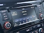 Nissan Qashqai 1.3 DIG-T Design Edition / Trekhaak 1500kg) / Dealeronderhouden / Panoramadak / Climate Control / Cruise Control / Rondzichtcamera / Apple Carplay/Android Auto / Navigatie /