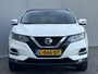 Nissan Qashqai 1.3 DIG-T Design Edition / Trekhaak 1500kg) / Dealeronderhouden / Panoramadak / Climate Control / Cruise Control / Rondzichtcamera / Apple Carplay/Android Auto / Navigatie /