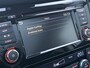 Nissan Qashqai 1.3 DIG-T Design Edition / Trekhaak 1500kg) / Dealeronderhouden / Panoramadak / Climate Control / Cruise Control / Rondzichtcamera / Apple Carplay/Android Auto / Navigatie /