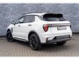 Lynk & Co 01 1.5 Core PHEV Black Edition | Luxe SUV met 1.800 kg trekvermogen | Nieuw model | LM velgen 19 inch | Adaptive Cruise Control | Premium Audio Systeem | Apple Carplay/Android Auto | Stoelverwarming | Achteruitrijcamera | Keyless Entry