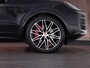 Porsche Cayenne Coupé 3.0 E-Hybrid |pas.display|achteras besturing|carbon ext|softclose|BTW|pano|Bose|18-voudig|sport chrono|HUD|memory|BLIS|360|22"|