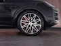 Porsche Cayenne Coupé 3.0 E-Hybrid |pas.display|achteras besturing|carbon ext|softclose|BTW|pano|Bose|18-voudig|sport chrono|HUD|memory|BLIS|360|22"|