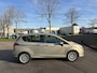 Ford B-Max 1.6 TI-VCT Titanium Automaat 105 PK. Unieke auto met slechts 87.000 KM !!! Distributieriem en waterpomp vervangen bij 72.000 KM !!