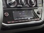 Volkswagen Up! | 65 PK High UP! | Stoelverwarming | Cruise Control | Stuurbediening | Lichtmetalen Velgen | Parkeersensoren | Parkeercamera |