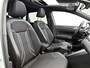 Volkswagen Polo 1.0 TSI Highline | 95 PK | Panorama Schuif/Kantel Dak | All Season Banden | Trekhaak (Afneembaar) | Parkeersensoren | LED-Koplampen | Digital Cockpit PRO |
