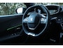 Peugeot e-2008 EV GT 50 kWh | Adapt. Cruise | Schuif/kantel dak | Stoelverwarming | Camera | Keyless | Navi | Carplay