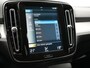 Volvo XC40 T4 Recharge R-Design Plug In Hybrid 211pk Dealer O.H. PHEV | Camera | Sportstoelen Memory | Apple Carplay | Keyless | Navigatie | Virtual | Blis | Cruise Control |