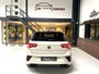 Volkswagen T-Roc 1.5 TSI R-Line Black Style/ Cam/ Keyless/ IQ LED/ Massage