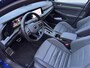 Volkswagen Golf 2.0 TSI R 4Motion Pano HUD Drift Akra IQ Light Stoelkoeling Garantie
