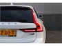 Volvo V90 2.0 T8 AWD Inscription Panorama / Bowers & Wilkins / Pilot assist / Dode hoek /