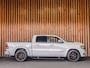 Dodge Ram 1500 5.7 V8 402PK 4x4 Crew Cab Limited | WIDEBODY | PANORAMADAK | LUCHTVERING | BIG SCREEN | PARELMOER WIT |