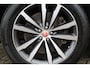 Jaguar F-Pace 2.0 P400e 404PK AWD Navi | Camera | Leer | Cruise | Sfeerverl. | Electr.Stoelen | Stoel/stuur/voorruitverw. | Led | 20 Inch Lm |