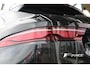 Jaguar F-Pace 2.0 P400e 404PK AWD Navi | Camera | Leer | Cruise | Sfeerverl. | Electr.Stoelen | Stoel/stuur/voorruitverw. | Led | 20 Inch Lm |