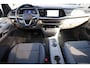 Volkswagen Multivan 1.4 eHybrid L1H1 Style 7p, 7 zits, Panoramadak, Adaptief onderstel, elektrische achterklep, head up! display, assistentie pakket plus, dodehoek sensor side assist, stuurwiel verwarming, rondom zicht camera, IQ Matrix, acc 18" LMV, privacy glas etc.