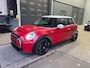 MINI Cooper Classic Trim 33 kWh | Stoelverwarming | Navigatie | Apple Carplay | Parkeersensoren | Half Leder