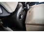 Land Rover Range Rover Vogue P400e Trekhaak - Panoramadak - Meridian Surround System - Privacy glas - 21" inch velgen -