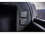 Land Rover Range Rover Vogue P400e Trekhaak - Panoramadak - Meridian Surround System - Privacy glas - 21" inch velgen -