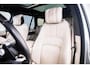 Land Rover Range Rover Vogue P400e Trekhaak - Panoramadak - Meridian Surround System - Privacy glas - 21" inch velgen -