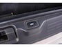 Land Rover Range Rover Vogue P400e Trekhaak - Panoramadak - Meridian Surround System - Privacy glas - 21" inch velgen -