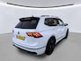 Volkswagen Tiguan Allspace 1.5 TSI 150pk DSG R-Line Business+ 7p. / Panoramadak / Elek. Zwenbare Trekhaak / Elek Achterklep / Camera / LED / Virtual Cockpit Pro / 20"