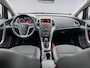 Opel Astra 1.4 Turbo Blitz, achteruitrijcamera, navigatie, 1/2 lederen interieur, parkeersensoren voor en achter, luxe uitvoering