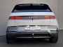Hyundai Ioniq 5 Lounge 73kWh Automaat / Fabrieksgarantie tot 11-2026* / Batterij 8 jaar garantie / Accu SoH 100% / Afn. trekhaak 1.600 kg / HUD / Camera 360° / Stoelventilatie / Stuur-, stoel- en achterbankverwarming / Adapt. CC / 20"LM wielen / Winterwielen set gebruikt tegen meerprijs € 599 /