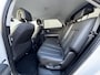 Hyundai Ioniq 5 Lounge 73kWh Automaat / Fabrieksgarantie tot 11-2026* / Batterij 8 jaar garantie / Accu SoH 100% / Afn. trekhaak 1.600 kg / HUD / Camera 360° / Stoelventilatie / Stuur-, stoel- en achterbankverwarming / Adapt. CC / 20"LM wielen / Winterwielen set gebruikt tegen meerprijs € 599 /