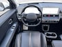 Hyundai Ioniq 5 Lounge 73kWh Automaat / Fabrieksgarantie tot 11-2026* / Batterij 8 jaar garantie / Accu SoH 100% / Afn. trekhaak 1.600 kg / HUD / Camera 360° / Stoelventilatie / Stuur-, stoel- en achterbankverwarming / Adapt. CC / 20"LM wielen / Winterwielen set gebruikt tegen meerprijs € 599 /
