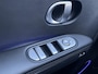 Hyundai Ioniq 5 Lounge 73kWh Automaat / Fabrieksgarantie tot 11-2026* / Batterij 8 jaar garantie / Accu SoH 100% / Afn. trekhaak 1.600 kg / HUD / Camera 360° / Stoelventilatie / Stuur-, stoel- en achterbankverwarming / Adapt. CC / 20"LM wielen / Winterwielen set gebruikt tegen meerprijs € 599 /