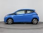 Toyota Aygo 1.0 VVT-i x-nav 5-Drs | Parkeercamera | Dealeronderhouden | Metallic Lak | NL-Auto | LM-Velgen |