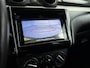 Suzuki Swift 1.2 Select Dealeronderhouden | Metaallak | Stoelverwarming | Parkeercamera | LM-Velgen | Donker Getinte Achterruiten |