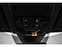 Volkswagen T-Roc R-Line Edition 1.5 TSI 150pk DSG Automaat Trekhaak, Adaptive cruise control, Navigatie, Achteruitrijcamera, Stoelverwarming, Parkeersensoren, App connect