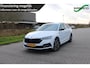 Skoda Octavia Combi 1.4 TSI iV PHEV sportline trekhaak sfeerverlichting sportzetels met stoelverwarming
