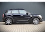 MINI Countryman Mini 2.0 Cooper S E ALL4 Yours | Panoramadak | Harman Kardon | Head-Up Display | Keyless | Adaptive Cruise Control | Stoelverwarming | Ambiance Verlichting | Camera | Apple Carplay | Navigatie |