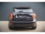 MINI Countryman Mini 2.0 Cooper S E ALL4 Yours | Panoramadak | Harman Kardon | Head-Up Display | Keyless | Adaptive Cruise Control | Stoelverwarming | Ambiance Verlichting | Camera | Apple Carplay | Navigatie |