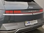 Hyundai Ioniq 5 Lounge 73kWh Automaat / Fabrieksgarantie tot 10-2027* / Accu SoH 100% /  HUD / Trekgewicht 1600 Kg / WLTP bereik 481 km / CCS snelladen / Stuur-, Stoel en Achterbank verwarming / Adaptief CC / Rondomzicht camera / Meerprijs gebruikte winterset € 599 /