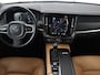Volvo V90 Cross Country 2.0 T5 AWD | Leder | Trekhaak | Stoelverwarming | Adaptive cruise | Camera | Carplay | 19'' | Navigatie | DAB | Digital Cockpit