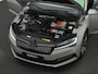 Skoda Superb Combi 1.4 TSI iV 218 pk DSG Sportline Business | Trekhaak | Geheugenstoelen | Navigatie Columbus | Adaptief onderstel | Matrix LED | Leder/alcantara