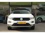 Volkswagen T-Roc 1.5 TSI Sport Business R | Navigatie Factory | Panoramadak | Trekhaak (vast)