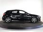 Mercedes-Benz A-klasse 180 Star Edition AMG Line | Panoramaschuifdak | Night | Multibeam LED | DISTRONIC | Dodehoekassistent