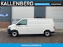 Volkswagen Transporter 2.0 TDI L2H1 EURO 6 / Trekhaak / Bluetooth / 3 zits / Laadruimte inrichting