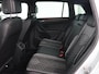 Volkswagen Tiguan 1.4 TSI eHybrid R Line | Matrix LED | Camera | Carplay | Adaptive cruise | 19'' | Navigatie | Park Assist | Virtual Cockpit | Climate control | DAB | Getint glas