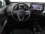 Volkswagen ID.5 Pro 77 kWh | Warmtepomp | Leder | 360 Camera | Stoelverwarming | Keyless | Adaptive cruise | Carplay | Sfeerverlichting | Navigatie | Matrix LED | 20'' | Side Assist