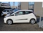 Toyota Aygo 1.0 VVT-i x-play Automaat/Achteruitrijcamera/Airco/Licht metalen velgen/Bluetooth/Centrale vergrendeling/Elektrische ramen